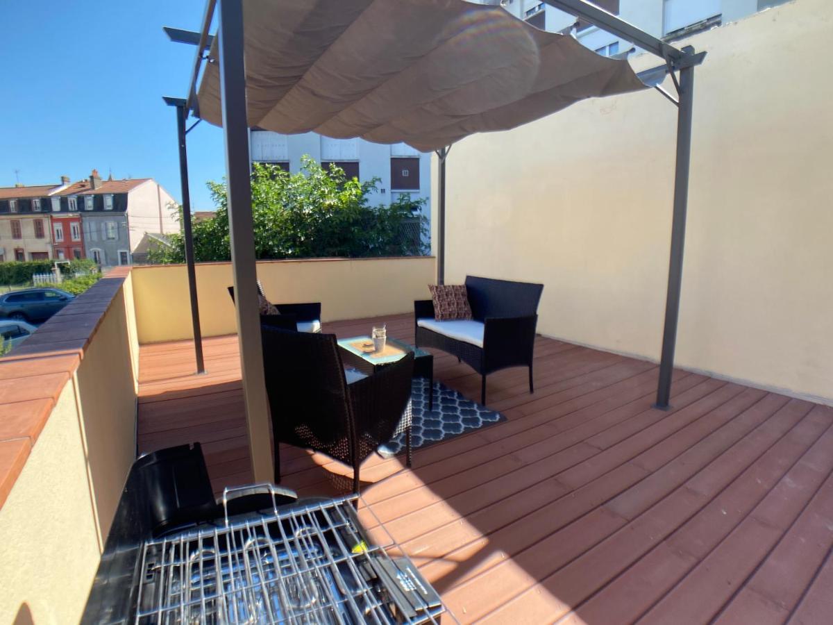 Studio Climatise Et Grande Terrasse Tarbes Centre Exteriér fotografie